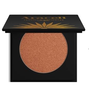 Araceli Tequila Highlighter